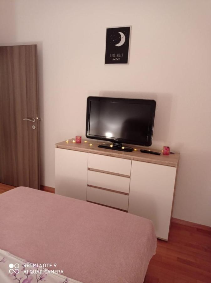 Apartman Dora Sukošan Zewnętrze zdjęcie