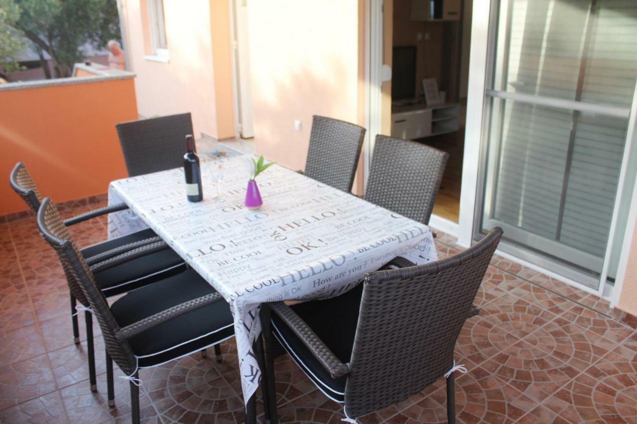 Apartman Dora Sukošan Zewnętrze zdjęcie