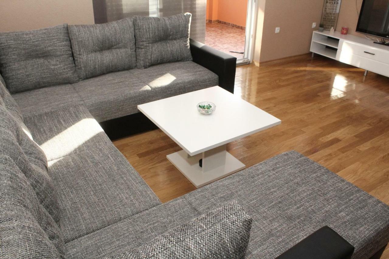 Apartman Dora Sukošan Zewnętrze zdjęcie